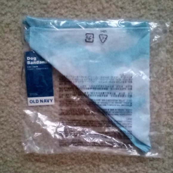 (2) Triangle Bandanas for Pets:  Clouds and Light Blue.  Small to Medium.  New - Picture 3 of 3